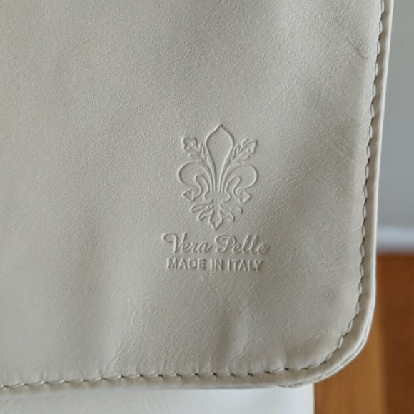 Hand bag - Picture 3 of 4